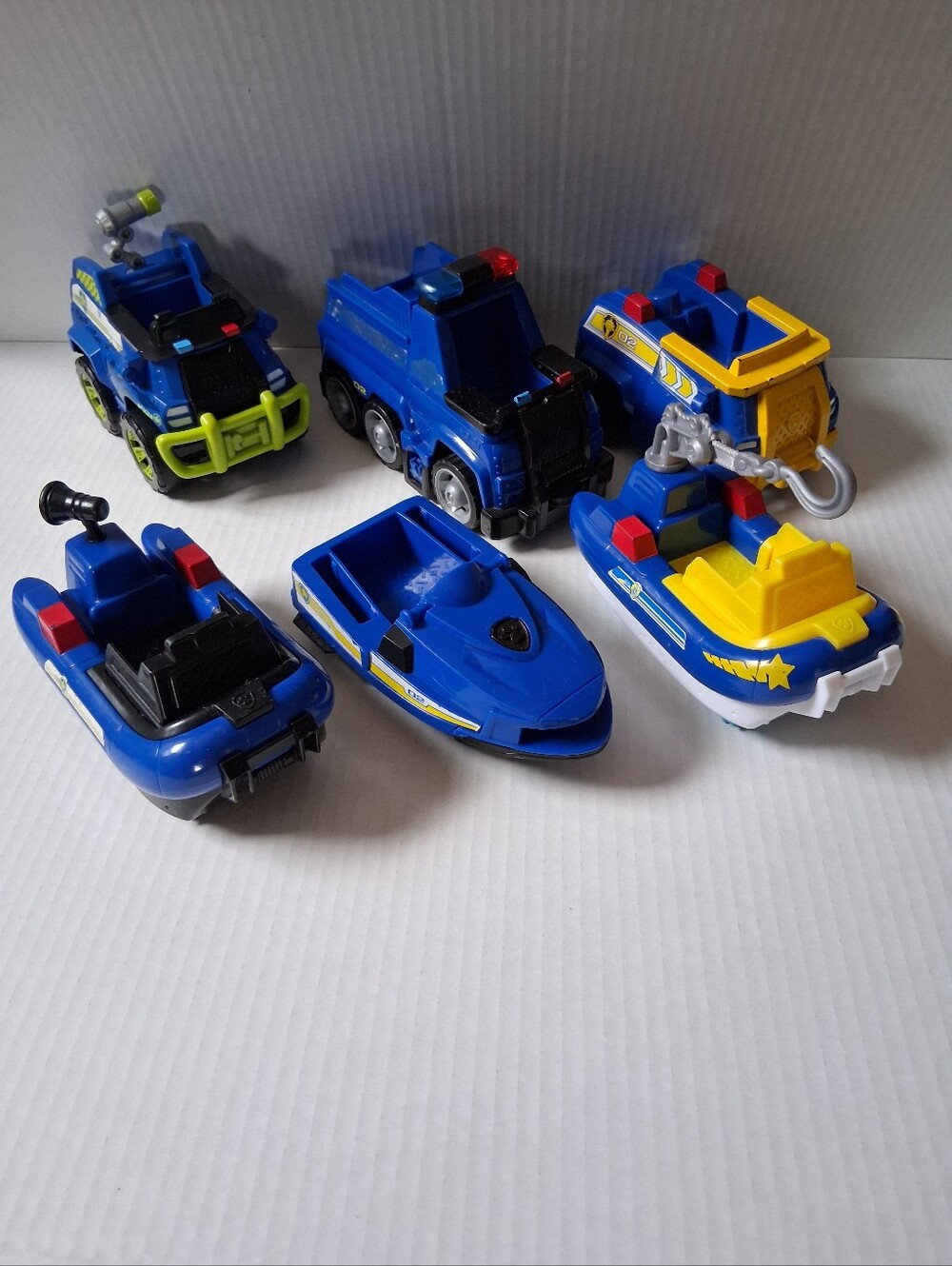 Paw Patrol Rescue Vehicles and Boats Toy Chase